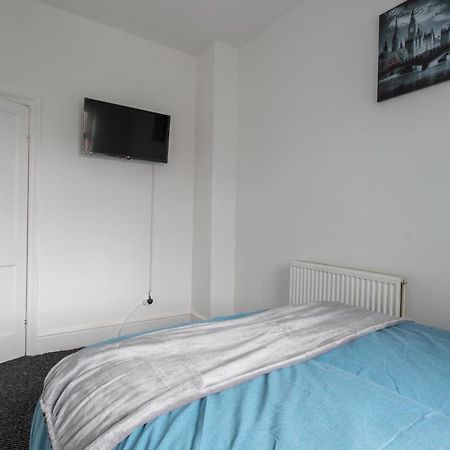 Home In Levenshulme, Manchester Esterno foto