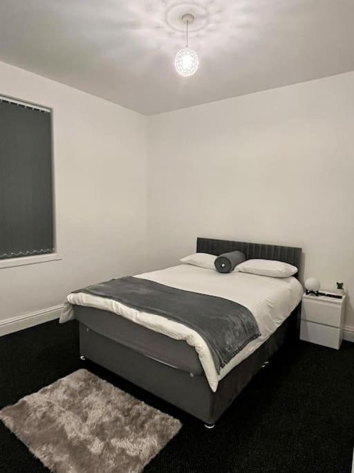 Home In Levenshulme, Manchester Esterno foto